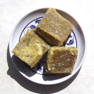 Traditional Incense - Honey Amber, 10 Grams
